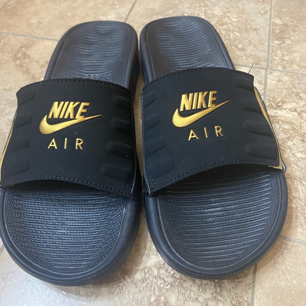 Nike  Air slippers